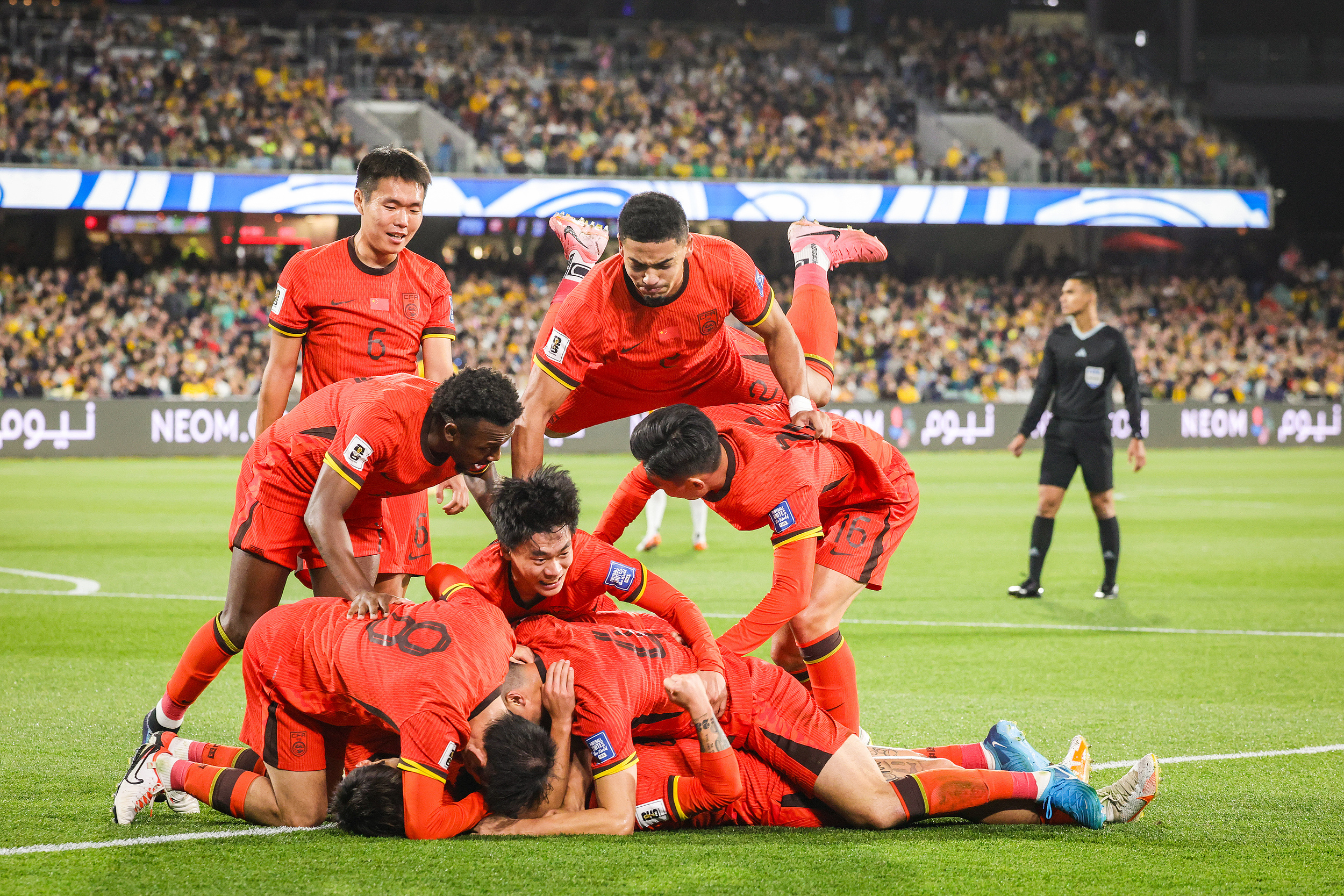 爱游戏官方入口-葡萄牙队完胜瑞典队，林高远状态火热的简单介绍