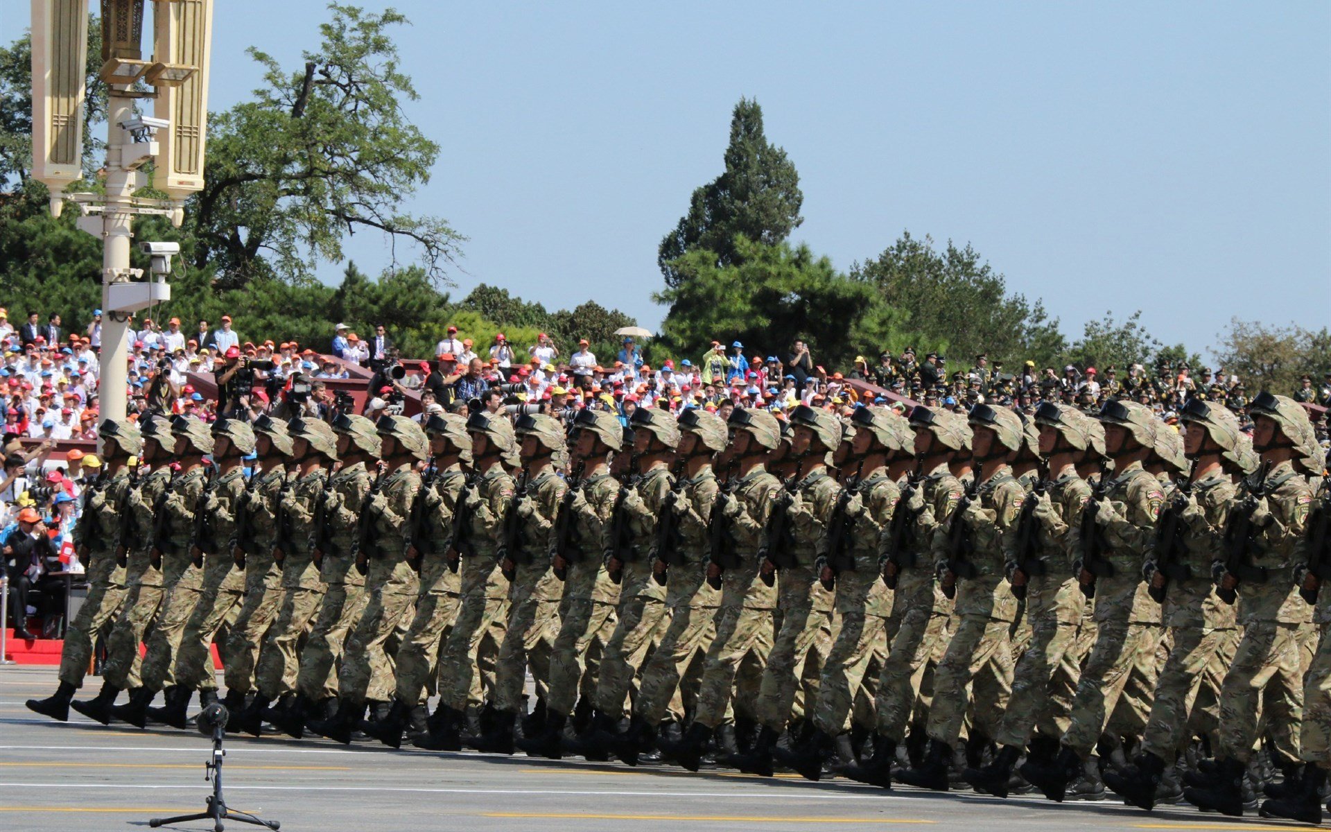 赛道如棋盘，绝境出奇兵，尼斯如何用不可能的策略压哨击败贝蒂斯