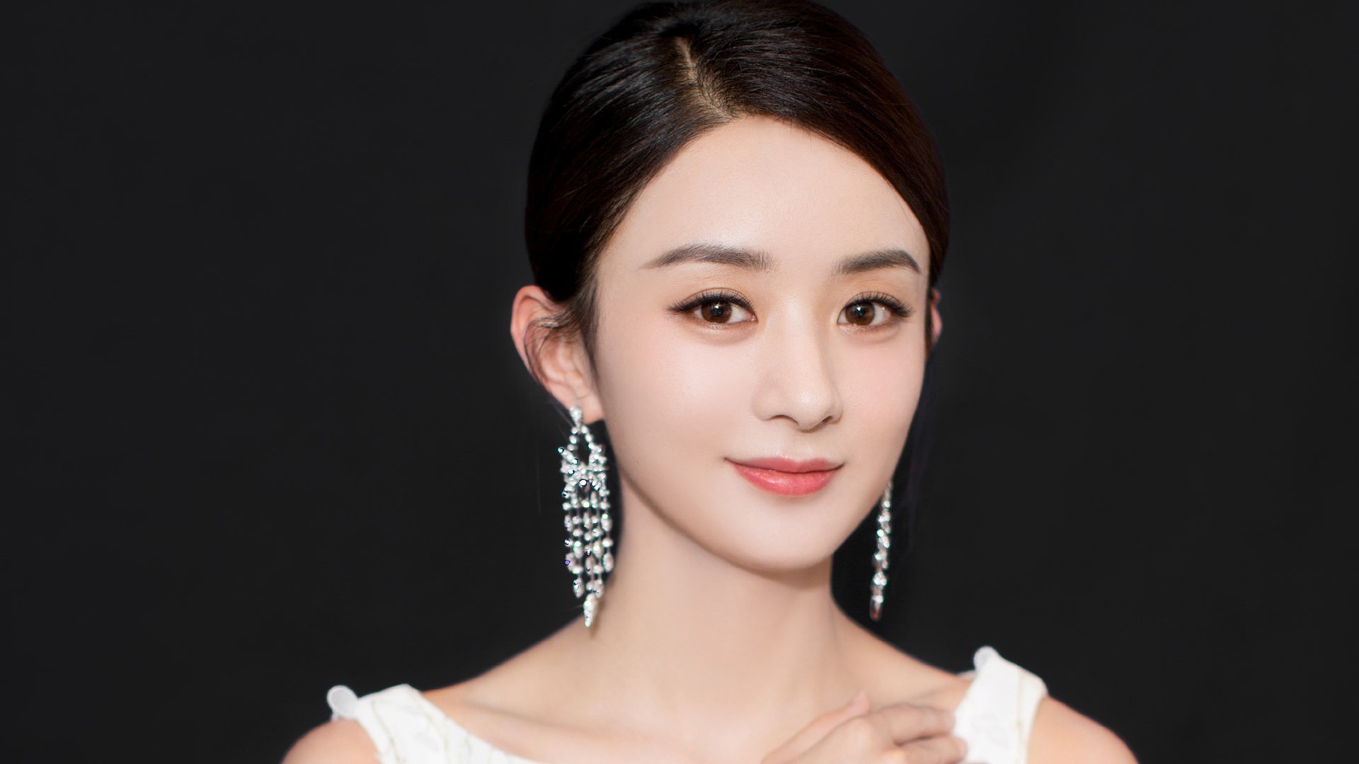 钢铁洪流碾碎巨鹿，浓眉的制胜之夜不只是数据