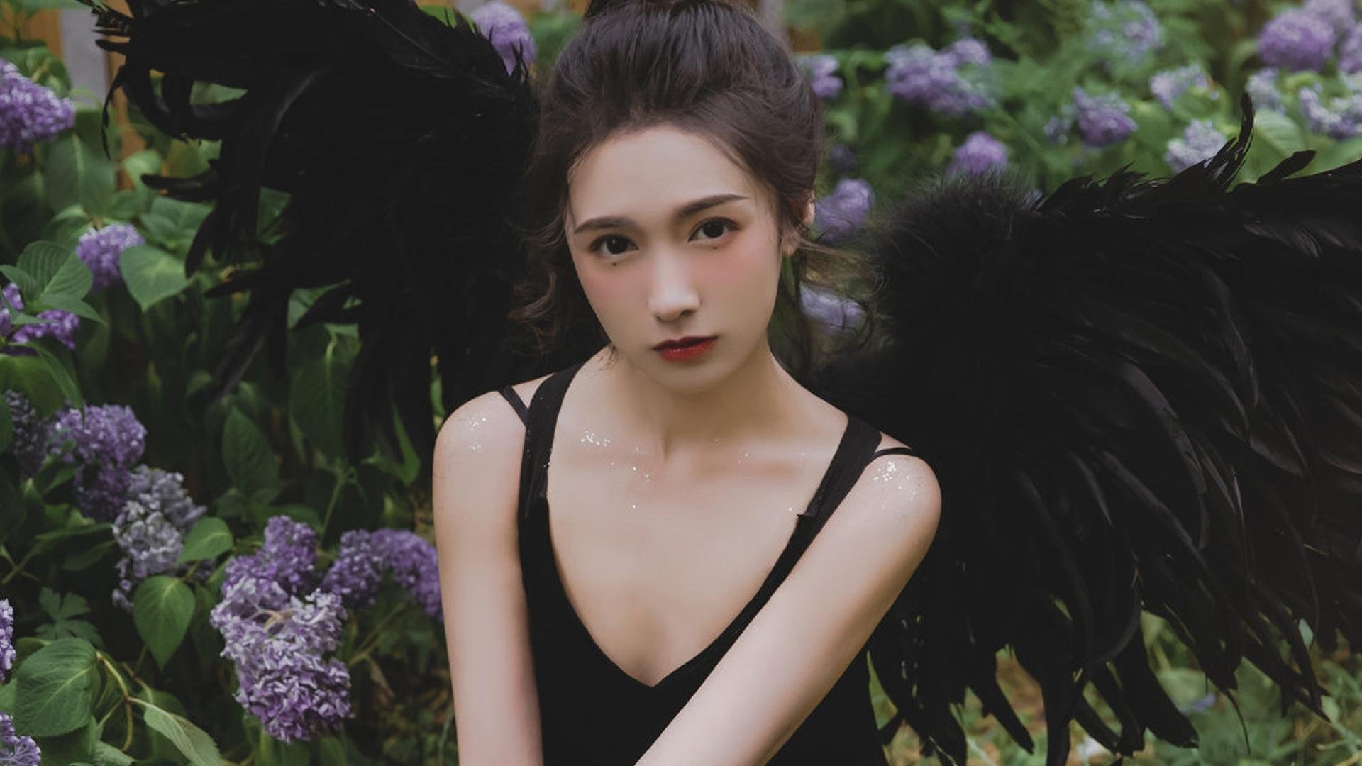 蓝衣铁骑踏破格子军团,2026世界杯出线战,意大利攻守美学完美绽放